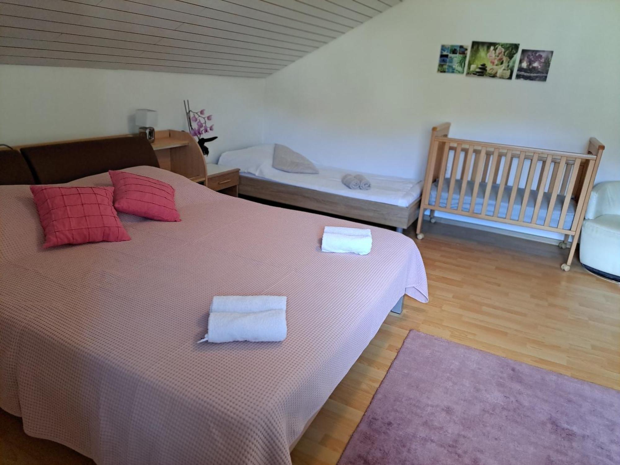 Apartments Bukor Lukovica pri Domžalah Δωμάτιο φωτογραφία